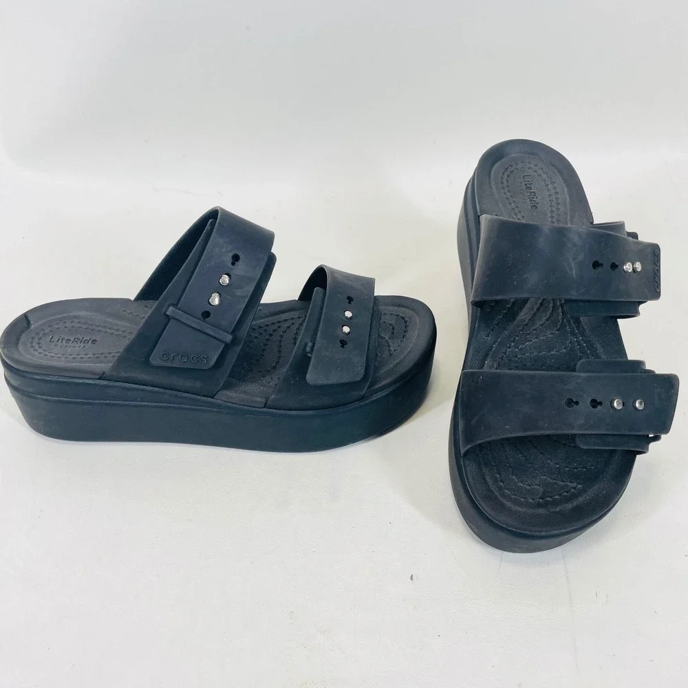 Crocs LiteRide Black Platform Sandals Women 6 Studded Double Strap Slide 207431